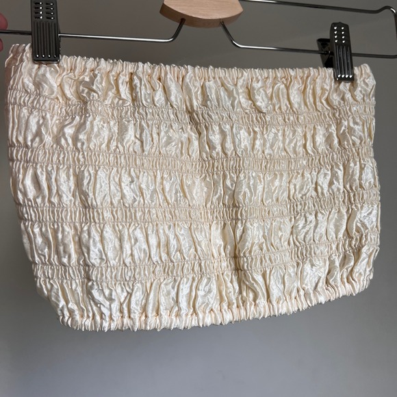 Enza Costa Textured Satin Smocked Tube Top Cream Strapless‎ Popcorn Chic - Picture 4 of 6